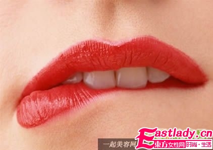 咬唇妆怎么画 4点要求打造