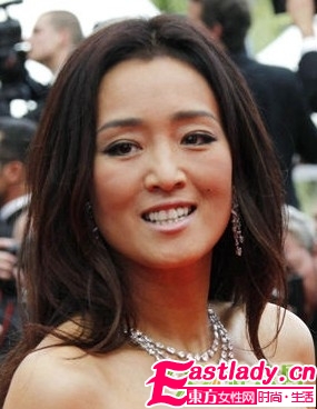 戛纳节明星妆容发型大pk