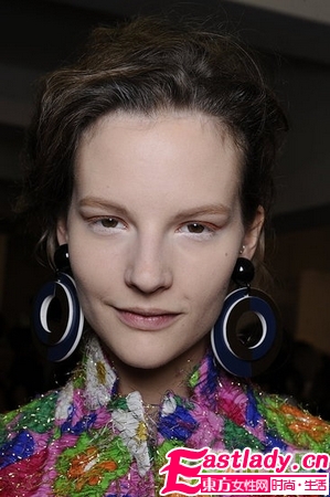 米兰时装周26个大牌精彩妆容