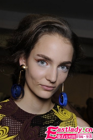 米兰时装周26个大牌精彩妆容