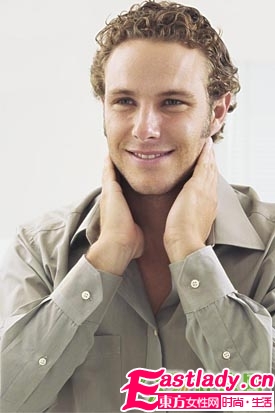 约会情调 男人香水用法