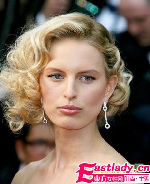 戛纳节明星妆容发型大pk