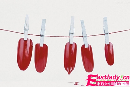 指甲形状与颜色的搭配