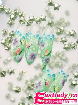 美甲刮起 韩风 带你走新潮韩国美甲