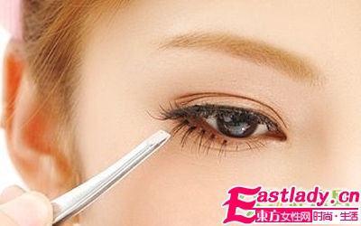 苍井优示范 夏日如何打造森女妆容