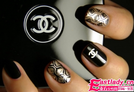 香奈儿品牌灵感的美甲图