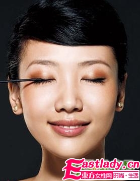 菜鸟如何打造完美烟熏妆