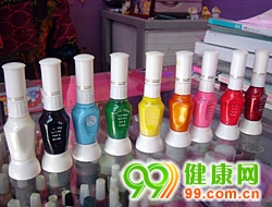 美甲 简单也是一种美