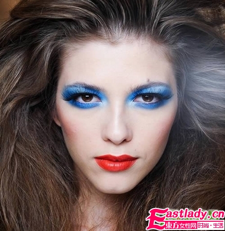 珍珠亮片 绚烂眼妆美图