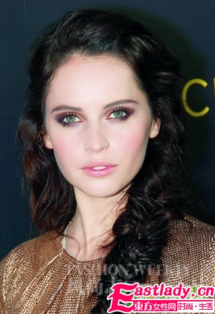 女星演绎今冬15款大地色眼妆