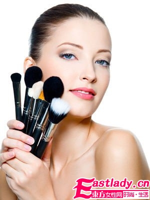 小编教你如何化透明妆