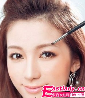 清新甜美名媛妆容 显示淡雅清新气质