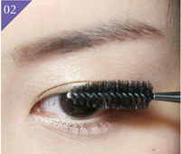 让睫毛卷翘的化妆方法