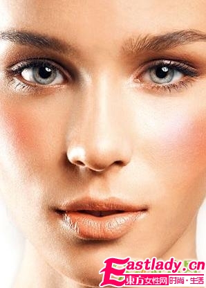 秋季最新时尚清雅裸妆步骤图解