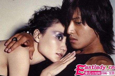 天后王菲 从青葱到成熟妆容进化史