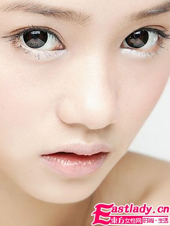 轻熟女相亲 妆 出小鸟依人感