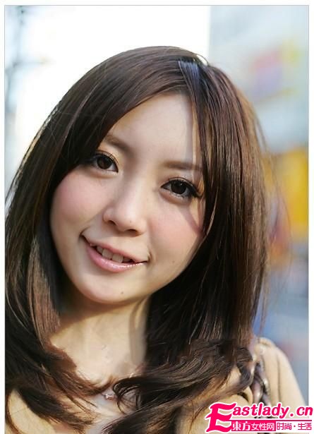 粉嫩主打派对LOOK 妆出惊艳范