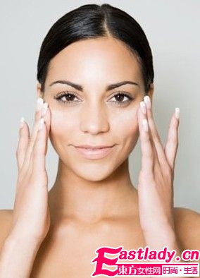 摆脱脱妆大困扰 2分钟魅力重现