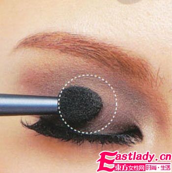 7步速成混血美女大眼妆 惊艳派对季