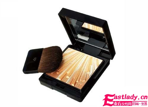 2011年国外最新8款美妆新鲜货