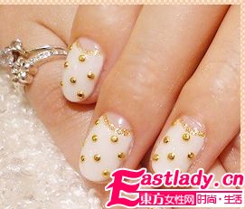 不败的经典 美甲也有圆点控