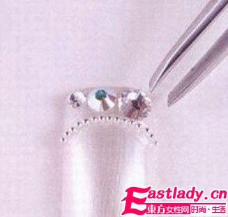 3款潮范美甲DIY 演绎妩媚风情