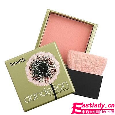 粉嫩少女系 梦幻彩妆也扮嫩