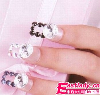 3款潮范美甲DIY 演绎妩媚风情