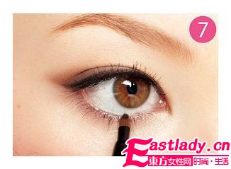 玩 妆 高手 圣诞夜邂逅梦中他