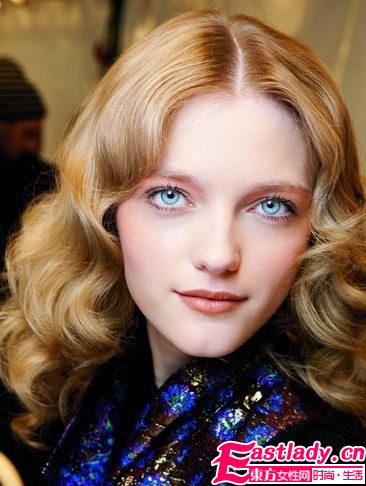 秋冬T台美妆新势力 惹火惊艳闪耀秀场