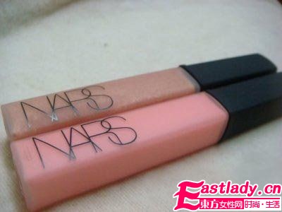 12星座开运美妆品 炫色新主张