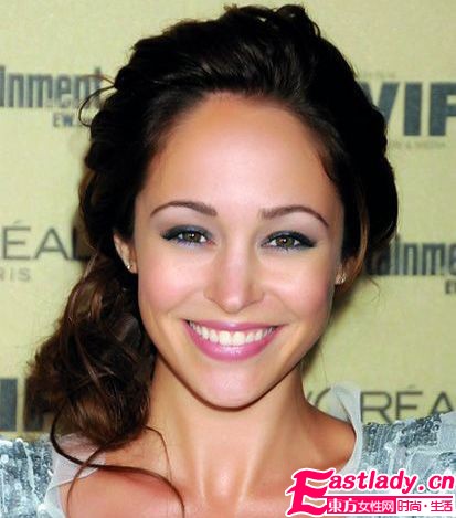 美艳无敌 盘点15位美人秋冬抢眼妆