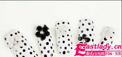 就是要闪耀 脱俗百搭珠光美甲