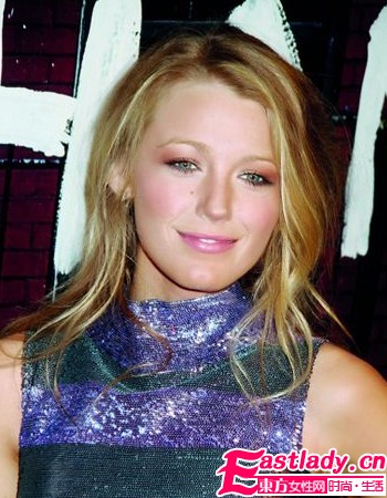 优雅风情 盘点好莱坞女星最新风情立体妆容(组图)
