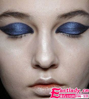 彩妆狂潮 2010秋冬玩转[眼]花样