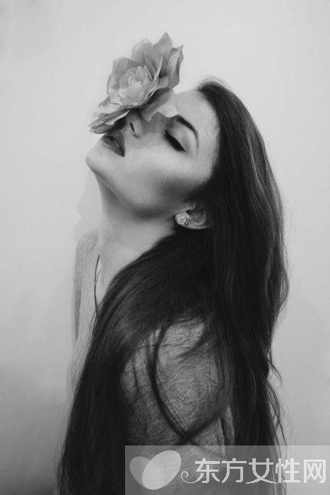 化妆卡粉怎么办 7大妙招教你怎么化妆不卡粉