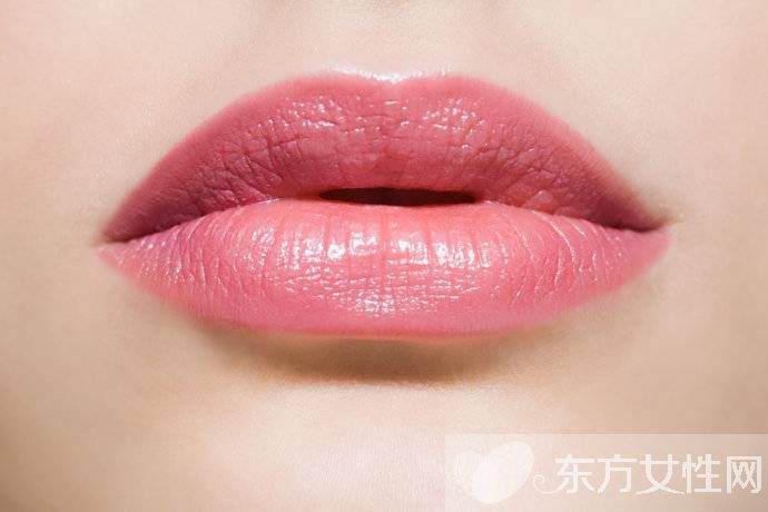 日常护肤中最容易忽略的肌肤三大死角