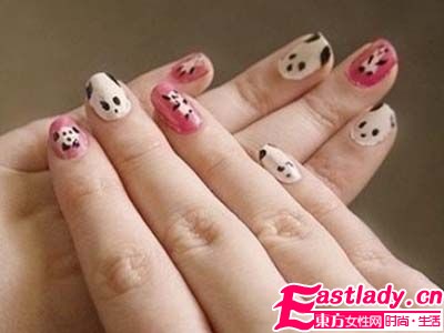 初秋新色美甲 独一无二的指尖风情