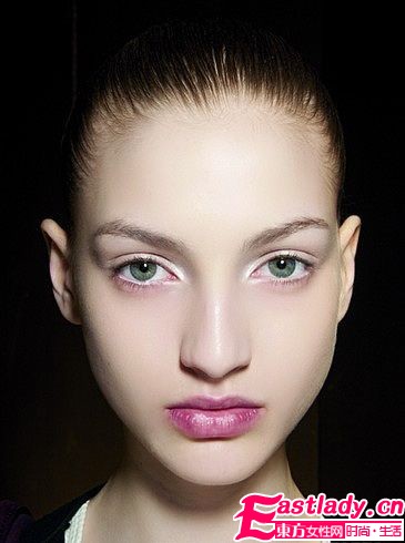 T台美妆灵感 让日常妆容更起范