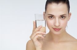 皮肤暗沉怎么调理 你还在做这些毁坏皮肤的事情吗