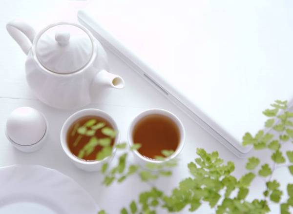 揭增生性疤痕形成原因 五个方法综合治疗