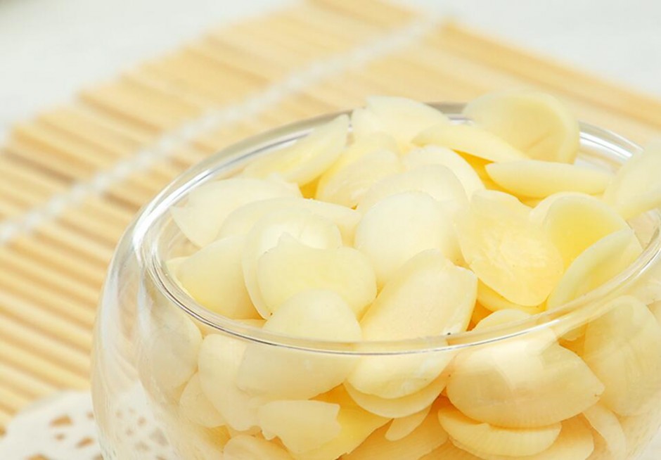 杏仁粉的功效与作用 自制杏仁粉面膜