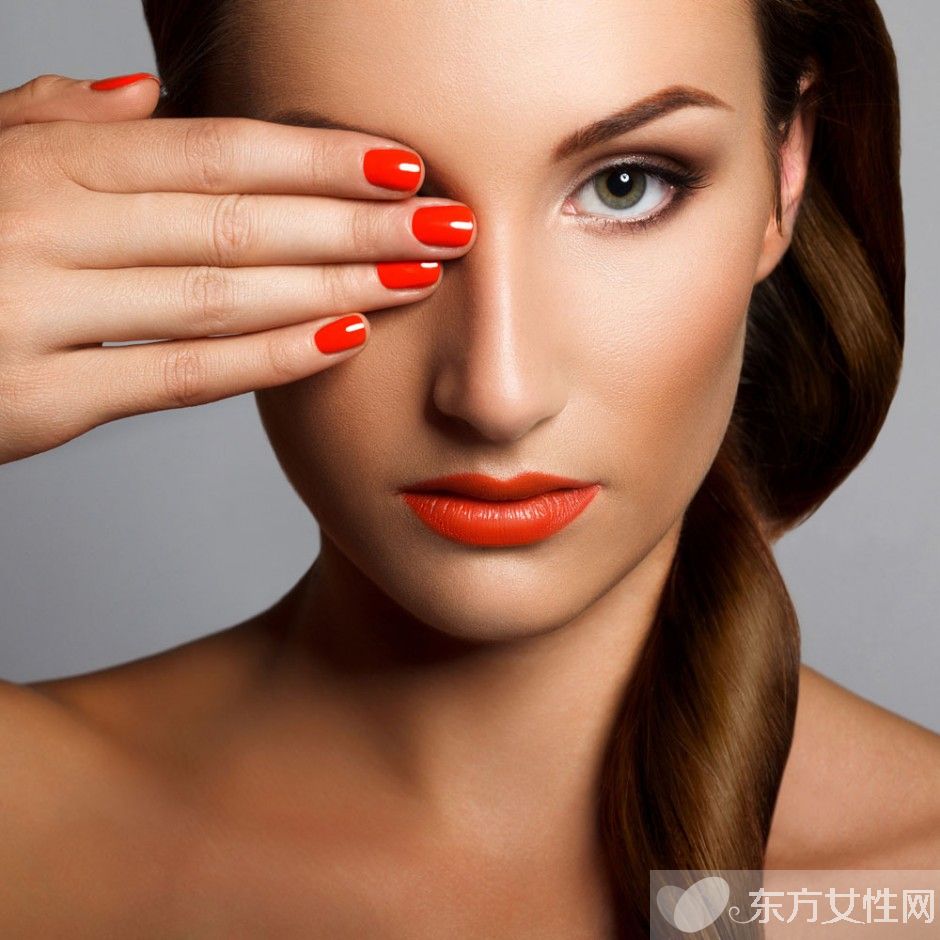 眼袋是怎么形成的 推荐5种眼袋消除法