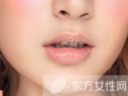 如何保养唇部 唇部护理应这样做