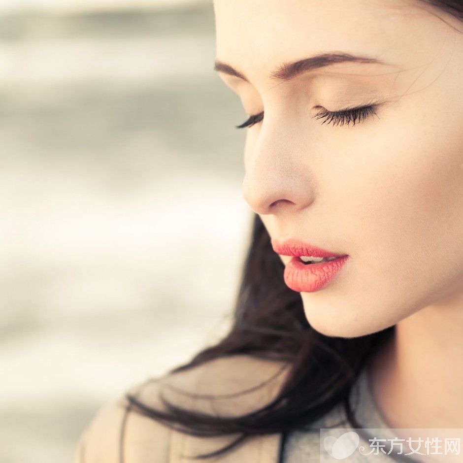 眼袋是怎么形成的 推荐5种眼袋消除法