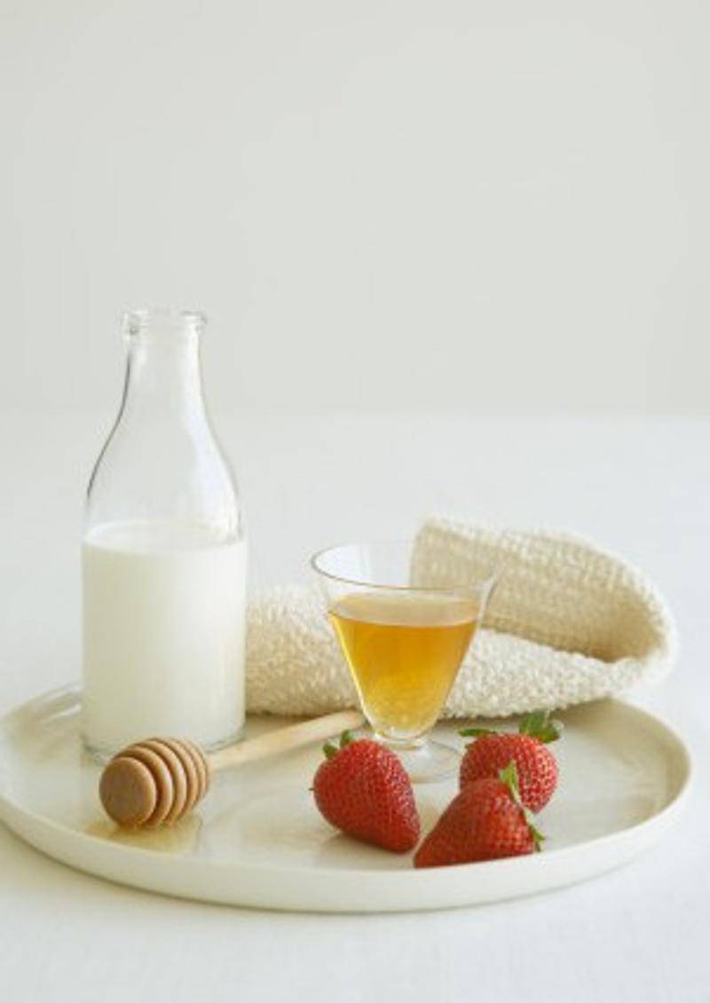 牛奶美容秘方 想变白的看这里