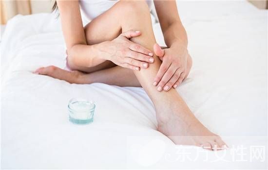 皮肤干燥起皮怎么办 只需4招轻松解决