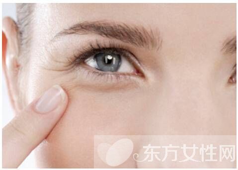 简单按摩手法轻松去鱼尾纹