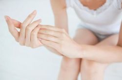 如何手部美白 让手部美白有哪些美容秘方