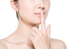 嘴唇太干怎么办 只需4步就能打造水润嘟嘟唇